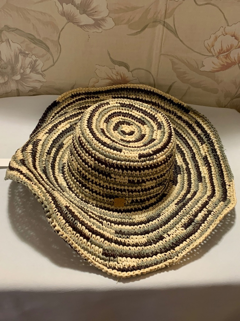 Caslon Tri-Color Wired Brim Adjustable Straw Hat - New With Tags